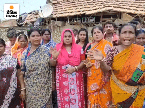 पूर्व मेदिनीपुर के शहीद महतो मिनी ब्लॉक में पशु व्यापार से जुड़े परिवार सरकार के फैसले को लेकर गुस्से में दिखे।