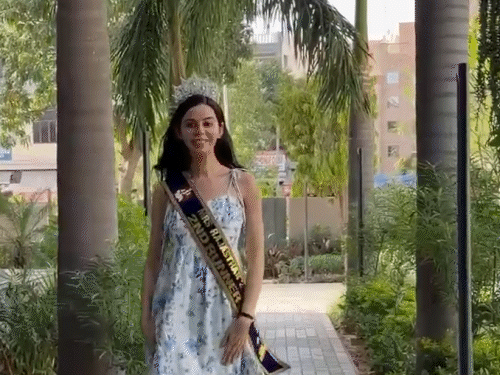 ख्याति पारीक ने कहा- आज पुराने सपने काे फिर जी लिया।