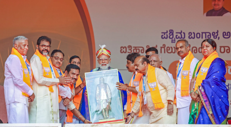 10 मई को बेंगलुरू पहुंचे प्रधानमंत्री नरेंद्र मोदी ने कर्नाटक में कांग्रेस के भीतर मची खींचतान को लेकर निशाना साधा था।