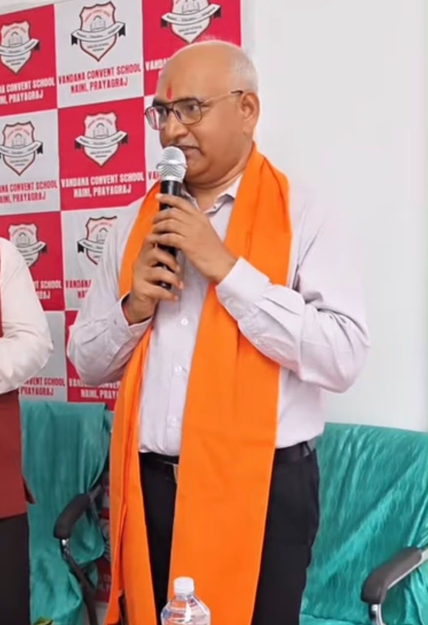 विनोद कुमार सिंह को मिर्जापुर का एडीएम वित्त एवं राजस्व बनाया गया है।
