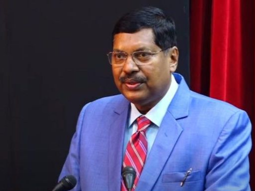 बीआर गवई 14 मई 2025 से 23 नवंबर 2025 तक भारत के 52वें मुख्य न्यायाधीश रहे।