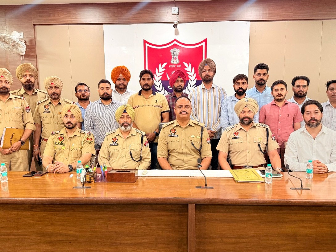 एसपी सिटी पलविंदर सिंह चीमा ने कहा कि आरोपी मर्डर के बाद यूपी भागने की तैयारी में था।