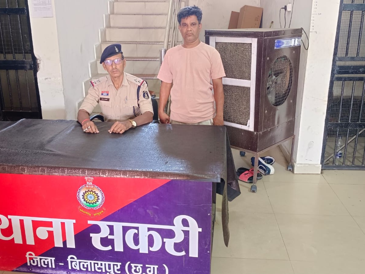 पुलिस ने आरोपी पिता को गिरफ्तार कर लिया है।