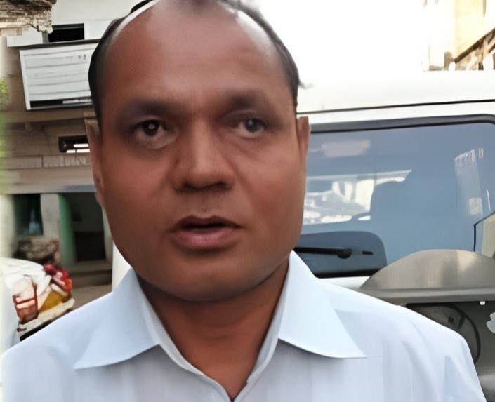 तत्कालीन डिप्टी कलेक्टर और आरोपी अभय सिंह