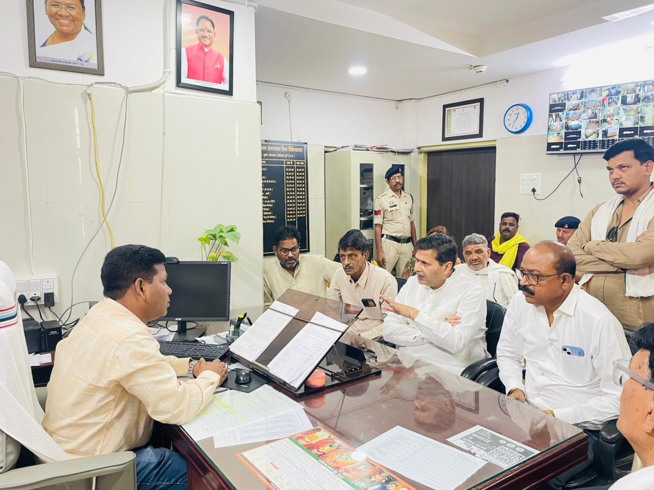 कांग्रेस ने शनिवार को अस्पताल पहुंचकर दिया है अल्टीमेटम।