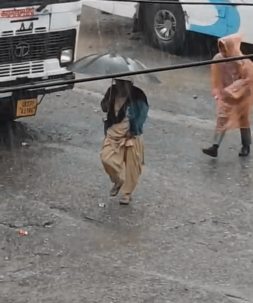 यूपी-MP सहित 23 राज्यों में आंधी-बारिश, गर्मी से राहत: राजस्थान के जोधपुर-उदयपुर में सड़कें डूबीं; 2-3 दिन में केरलम पहुंचेगा मानसून gifmagicsite 11780360366 1780366195