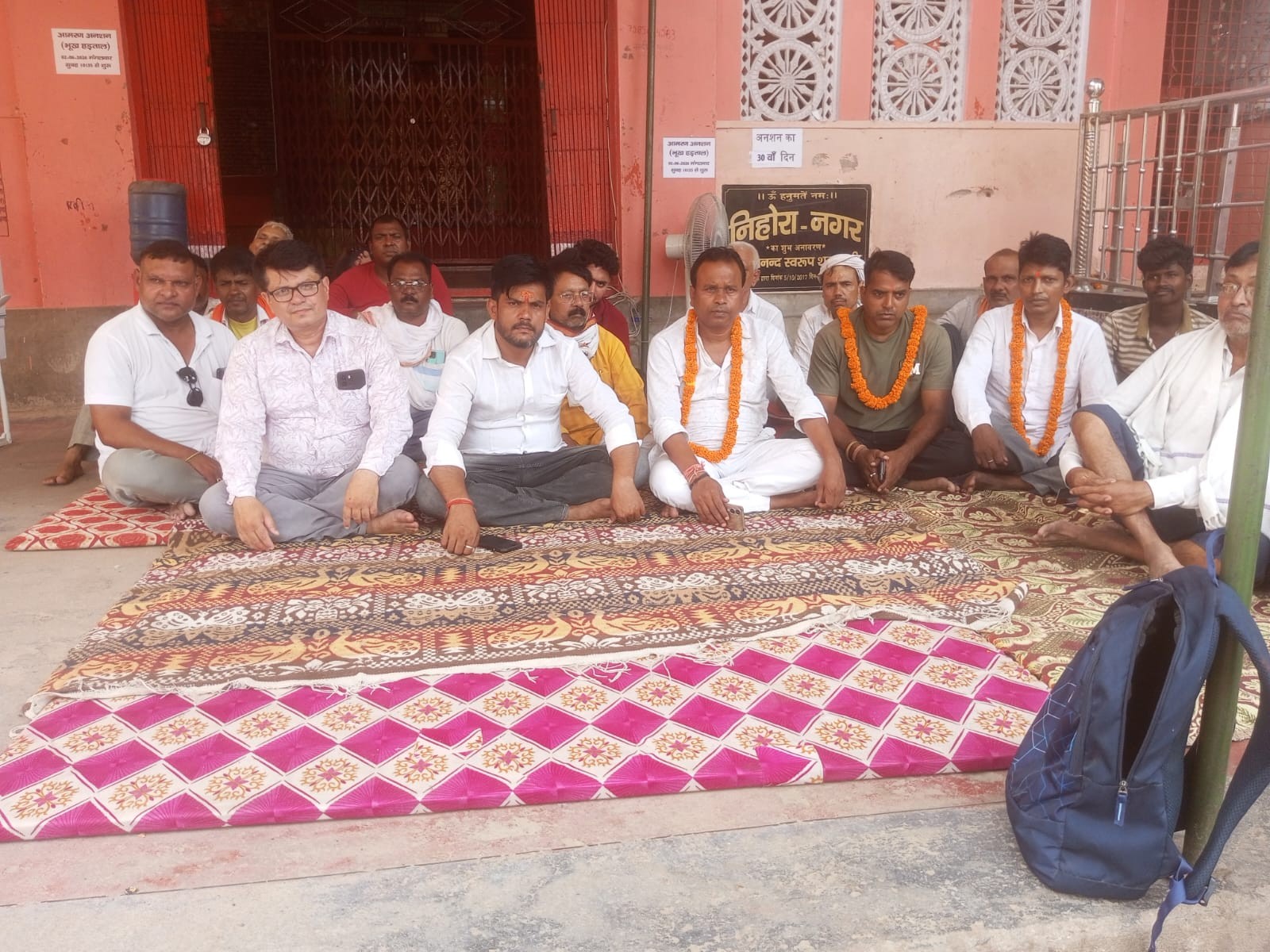 Ballia Liquor Shop Protest | Mohalla Outrage; Hunger Strike Continues