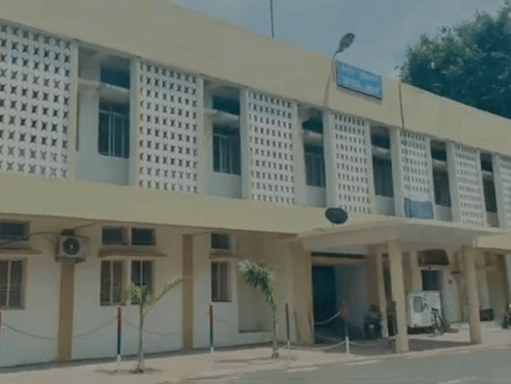 बरकतउल्ला विश्वविद्यालय का नाम बदलने के प्रस्ताव को कार्य परिषद ने मंजूरी दे दी है।