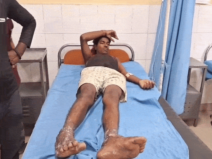 सिविल अस्पताल में भर्ती युवक।