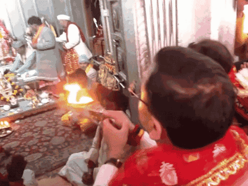 सीएम धामी ने गंगोत्री में पीएम के नाम से की पहली पूजा.