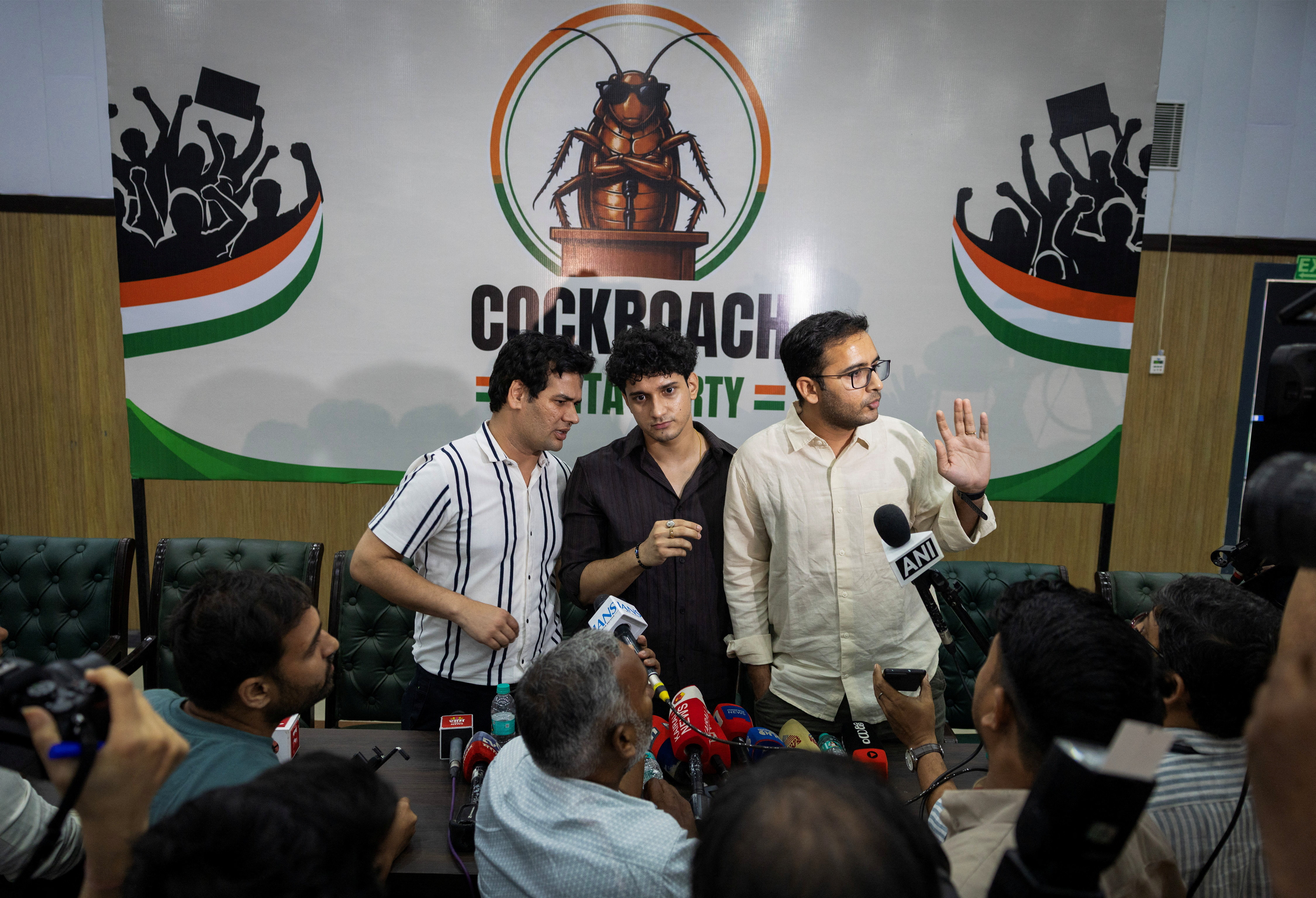 दिल्ली में बुधवार को तीनों प्रवक्ताओं ने पहली बार प्रेस कॉन्फ्रेंस करते हुए मीडिया को आगे के आंदोलन से जुड़ी जानकारी दी।