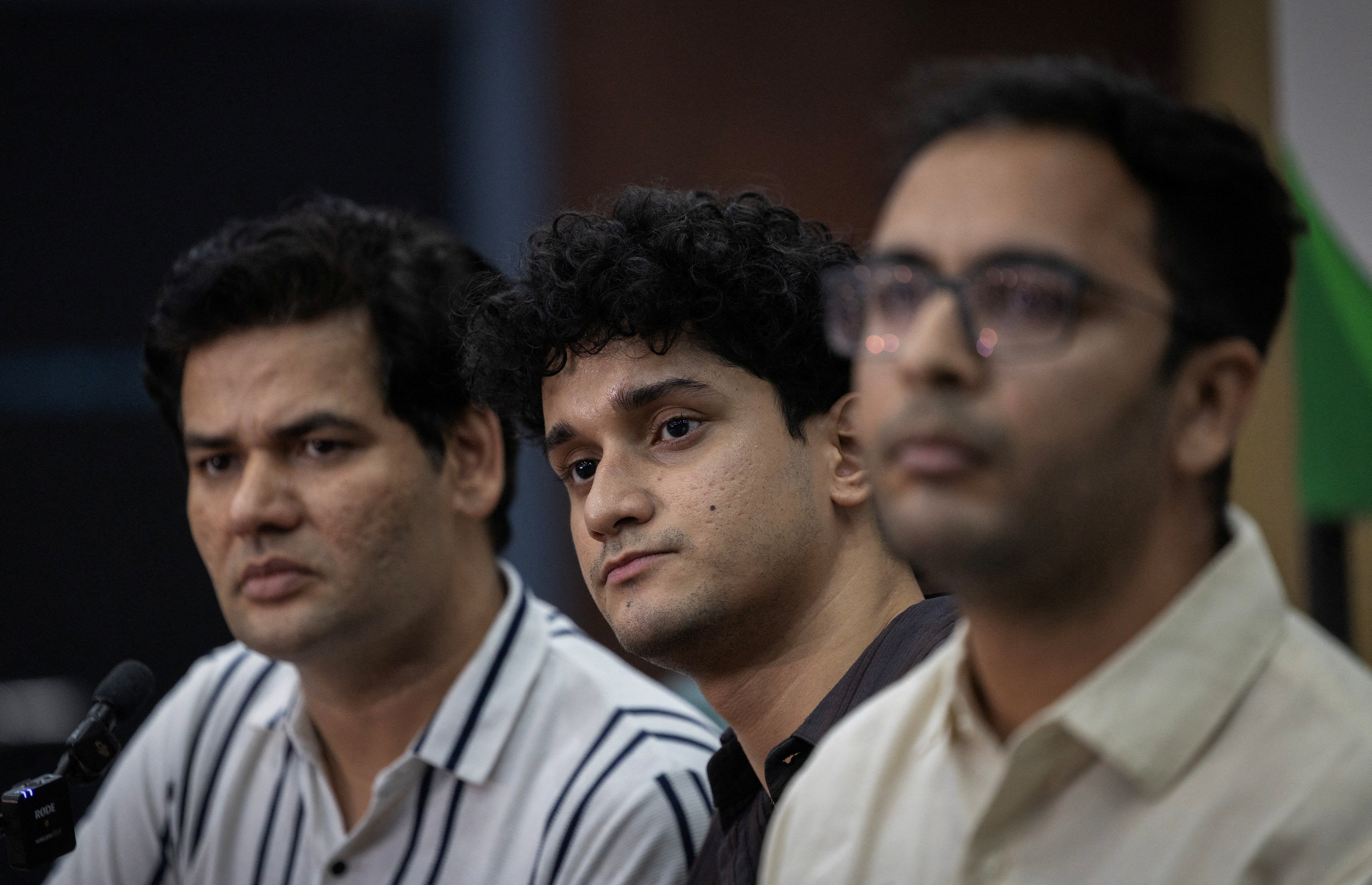 सौरव दास (बीच में) मुख्य प्रवक्ता हैं। इसके अलावा विजेता दहिया और आशुतोष रांका को प्रवक्ता बनाया गया है।