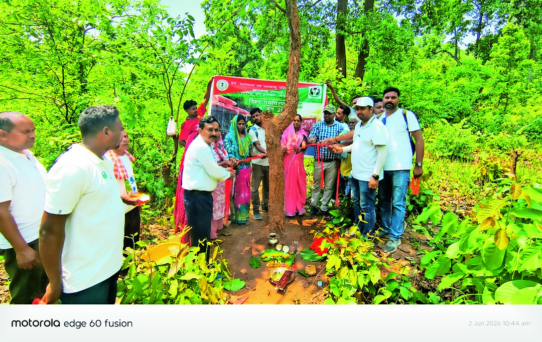 The Forest Department vowed to protect trees in the forests by tying ...