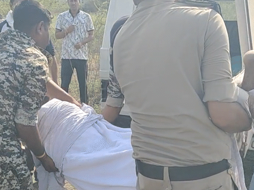 पोस्टमार्टम रिपोर्ट आने के बाद मौत के कारणों का खुलासा हो सकेगा।