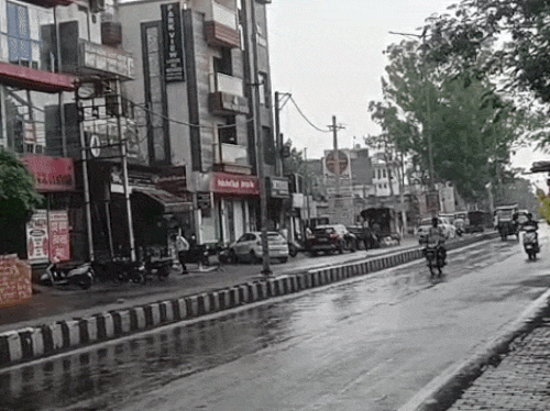 कैथलमध्ये रिमझिम पाऊस. यामुळे लोकांना उष्णतेपासून दिलासा मिळाला.