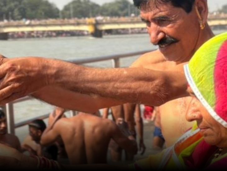 तस्वीर, कमला देवी और उनके पति लूणाराम की है। कमला देवी अब इस दुनिया में नहीं हैं। लूणाराम अपना पंचकर्म करवाने पंतजलि आश्रम में रुक गए थे। उनकी जान बच गई।