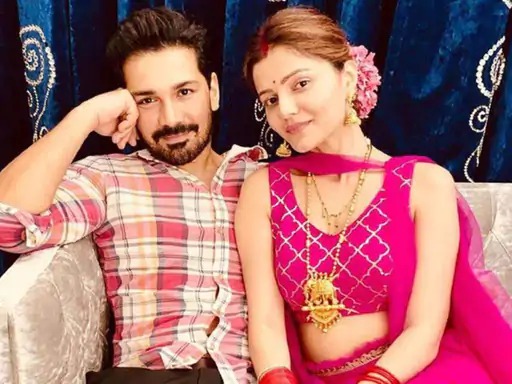 रुबीना दिलैक ने 21 जून 2018 को अभिनेता अभिनव शुक्ला से शादी की थी।
