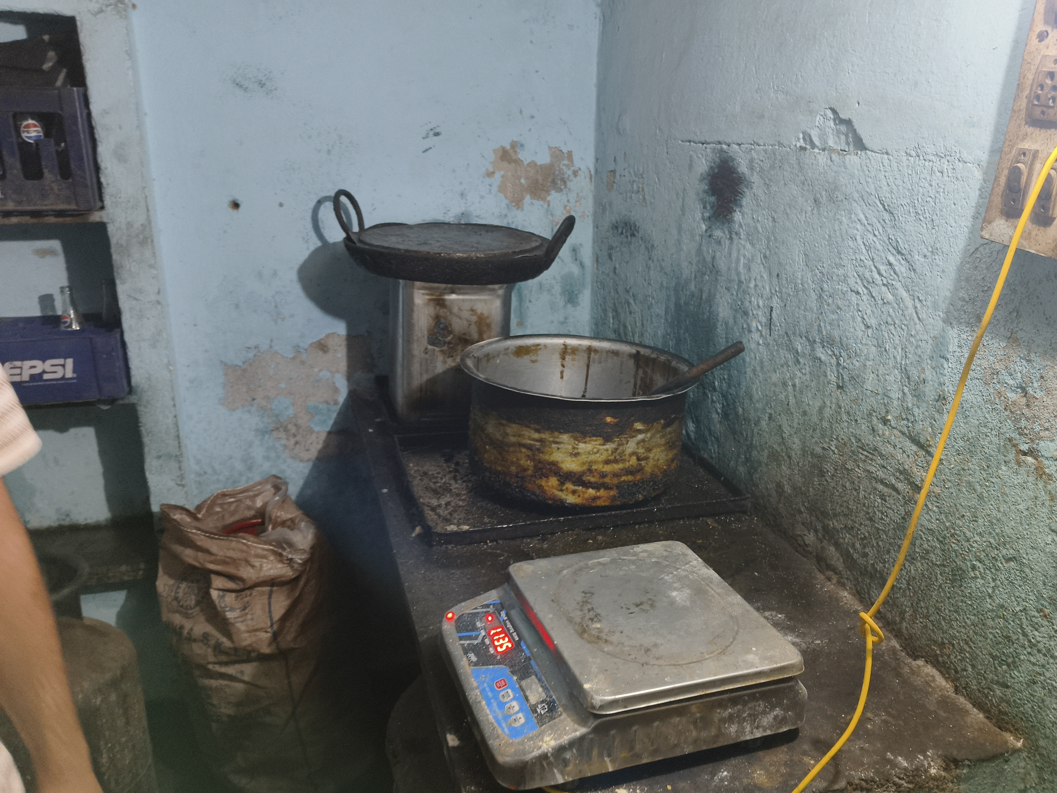 द्वारिका रेस्टोरेंट