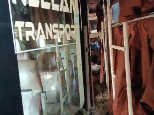 सूरजपुर में बस में मिली थी गांजे की गठरियां।