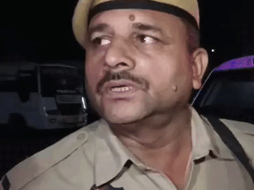 जांच अधिकारी दविंदर कुमार।