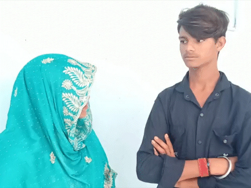 सीमा परवीन पांच बच्चों की मां है।
