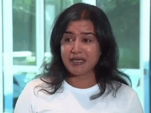 मृतक की बेटी सुरभि ने रोते हुए पूरे मामले की जानकारी दी थी।