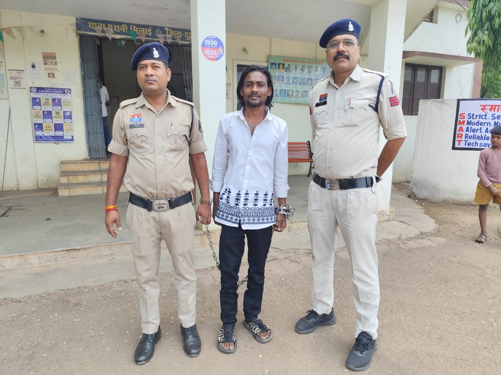 पुलिस ने आरोपी को गिरफ्तार कर भेजा जेल।