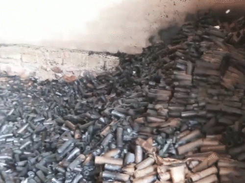 The firecrackers and other items kept in the warehouse were completely burnt.