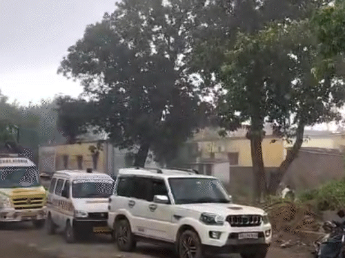 मंगलवार को बेतिया में आंधी के साथ तेज बारिश हुई, जिससे लोगों को गर्मी से राहत मिली।