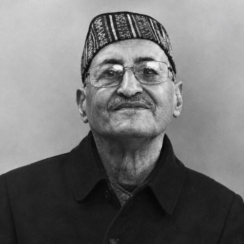 रवींद्र जोशी उर्फ रब्बू दादा, जिन्होंने अपना जीवन बाबा नीम करोली की सेवा और उनके मंदिरों के निर्माण के लिए समर्पित कर दिया।