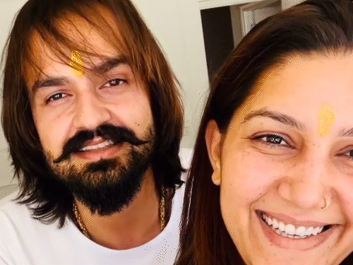 यह रील 24 जुलाई 2023 को वीर साहू ने अपने सोशल मीडिया पर शेयर की थी, जिसमें वे सपना चौधरी के साथ है। दोनों 'कुर्ते वाले छोरे पे मर गई जींस आली...' गीत पर नजर आए थे। इसके बाद दोनों ने कभी एक साथ अपनी वीडियो या रील शेयर नहीं की। - Dainik Bhaskar