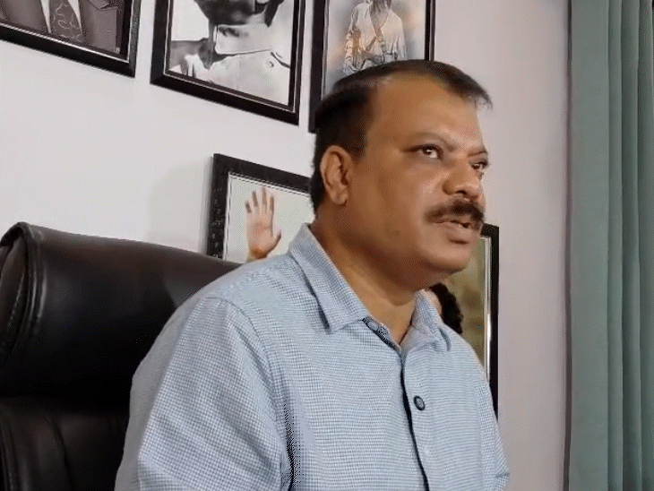 नेता प्रतिपक्ष सिंघार ने कहा- चुनाव आयोग धृतराष्ट्र बना है।