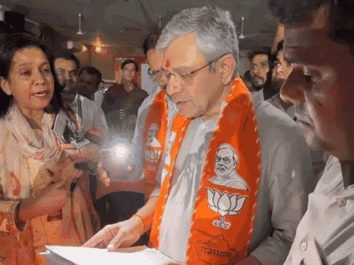 11 जून को भाजपा प्रदेश कार्यालय में रेल मंत्री अश्विनी वैष्णव की प्रेस कॉन्फ्रेंस में तीन बार बिजली गुल हो गई थी।