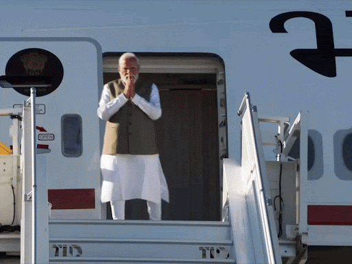 पीएम मोदी फ्रांस के नीस शहर पहुंचे हैं। वे 14 जून को फ्रांस के राष्ट्रपति इमैनुएल मैक्रों के साथ द्विपक्षीय बैठक करेंगे। - Dainik Bhaskar