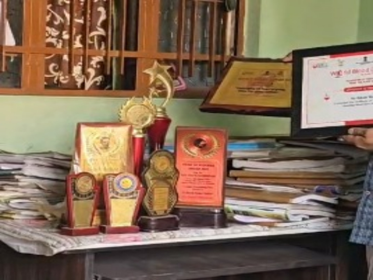 रितेश कहते हैं कि अगर हर व्यक्ति थोड़ी जिम्मेदारी ले, तो किसी को भी रक्त की कमी से जान नहीं गंवानी पड़ेगी।