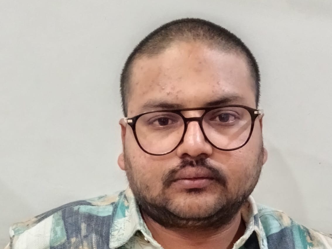 सक्ती जनपद पंचायत सीईओ निखिल कश्यप ने रिश्वत की डिमांड की थी।