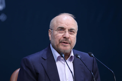 गालिबाफ ईरान की ओर से अमेरिका के साथ बातचीत का नेतृत्व कर रहे हैं। सोमवार को उन्होंने ही ईरान की तरफ से पीस डील पर दस्तखत किए।