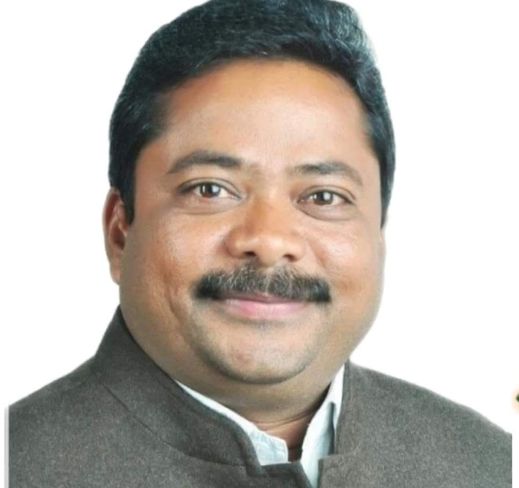 राकेश गुप्ता, सरगुजा जिले के पूर्व कांग्रेस जिलाध्यक्ष रहे हैं।
