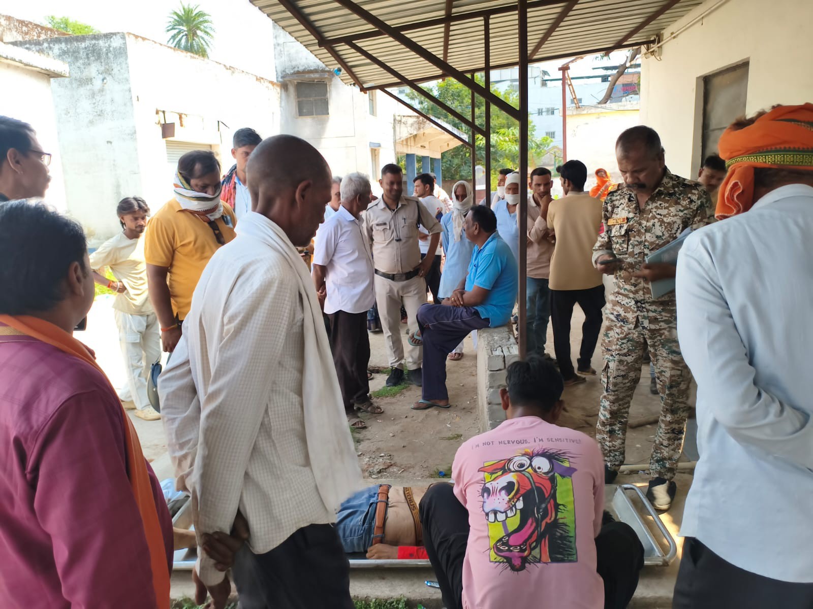 हादसे के बाद मामले की जांच में जुटी पुलिस।