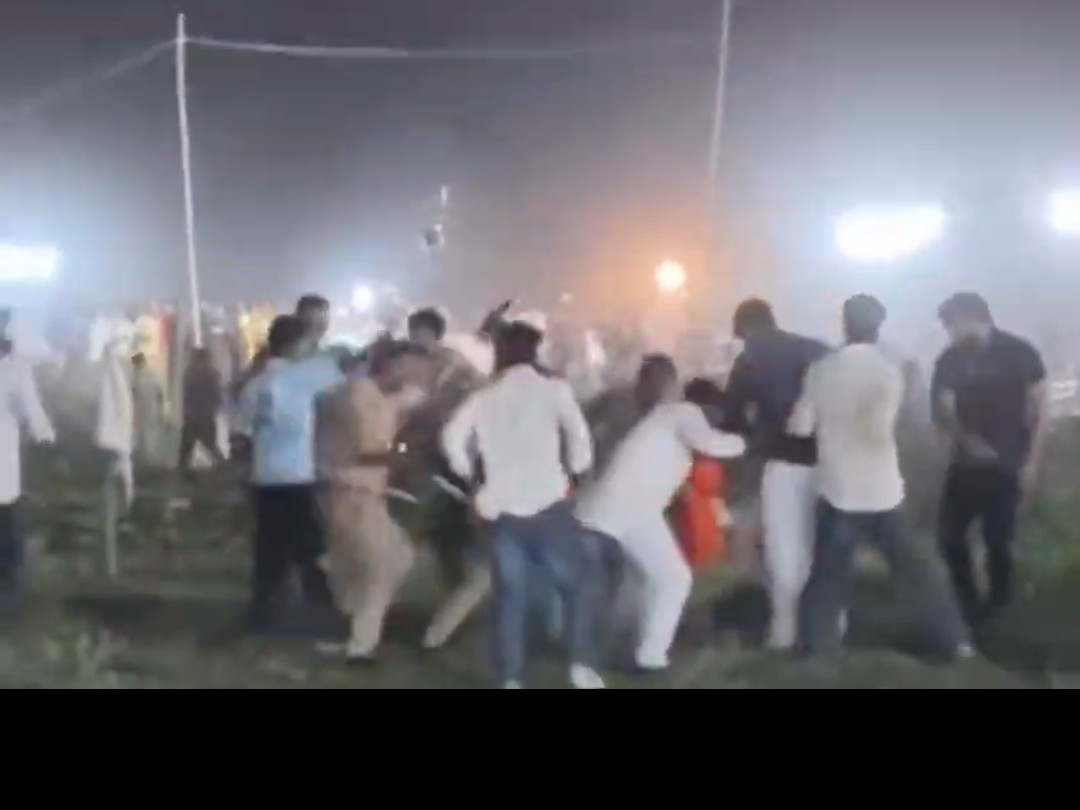 Pawan Singh Program Ballia Lathicharge | Crowd Control Chaos