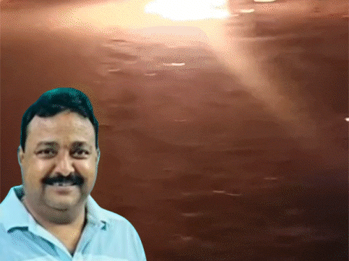 भाजपा नेता के घर के बाहर ही कार में आग लगाई गई, कार जलकर खाक हो गई है। - Dainik Bhaskar