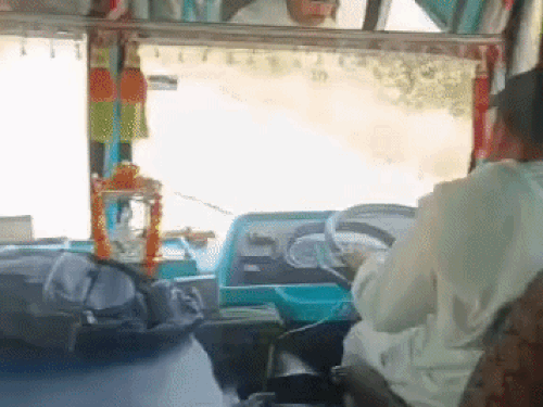 एक्टर नवीन ने कहा उनके गाने पर ही रोड़वेज के कर्मचारियों ने रील बनाई है।