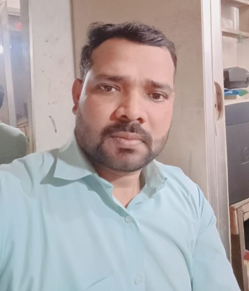 भारतीय दूतावास ने परिजनों को सूचना दी थी कि होर्मुज के पास बमबारी हुई है, जिसमें शिवानंद चौरसिया की मौत हो गयी है. वह जहाज पर सवार होकर ओमान से भारत आ रहा था.
