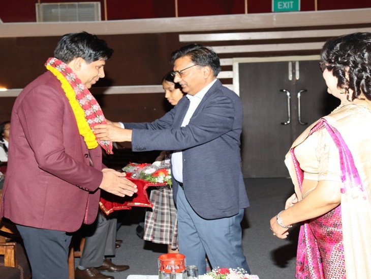 नेपाल पहुंचे भिवानी के शिक्षक राजन शर्मा