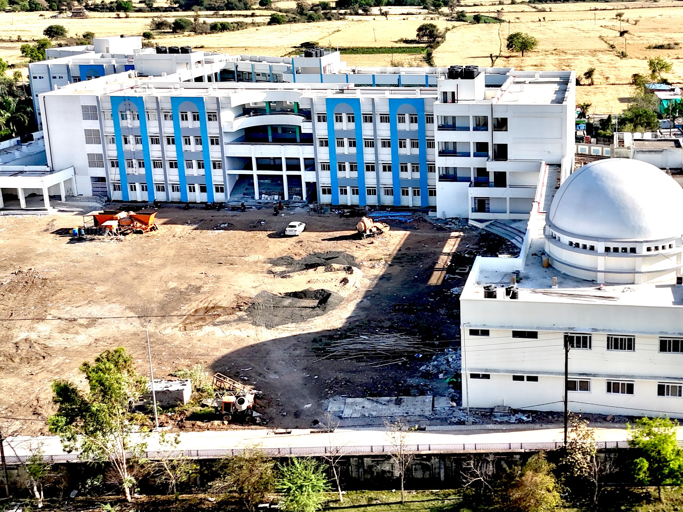 Raisen School Offers Commerce Stream | New Building Inauguration