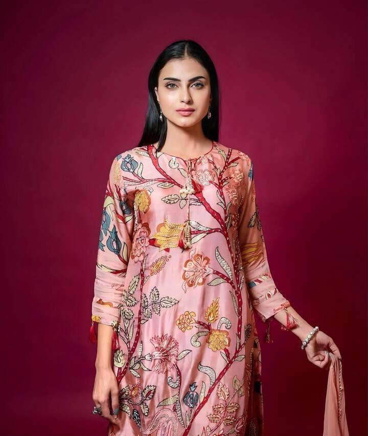 Farhana entered Bollywood in 2016 with the film 'Sunshine Music Tours and Travels' opposite Sunny Kaushal.