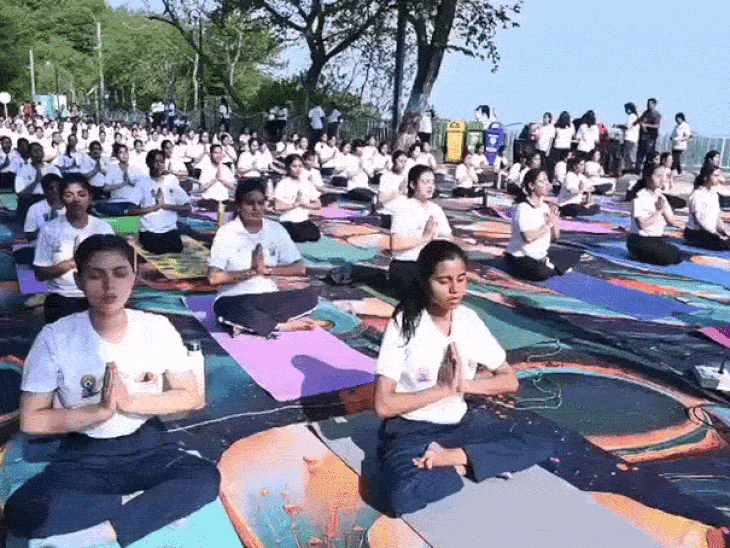 Bhopal Yoga Mahasangam: T.T. Nagar Stadium Gears Up for Grand Event