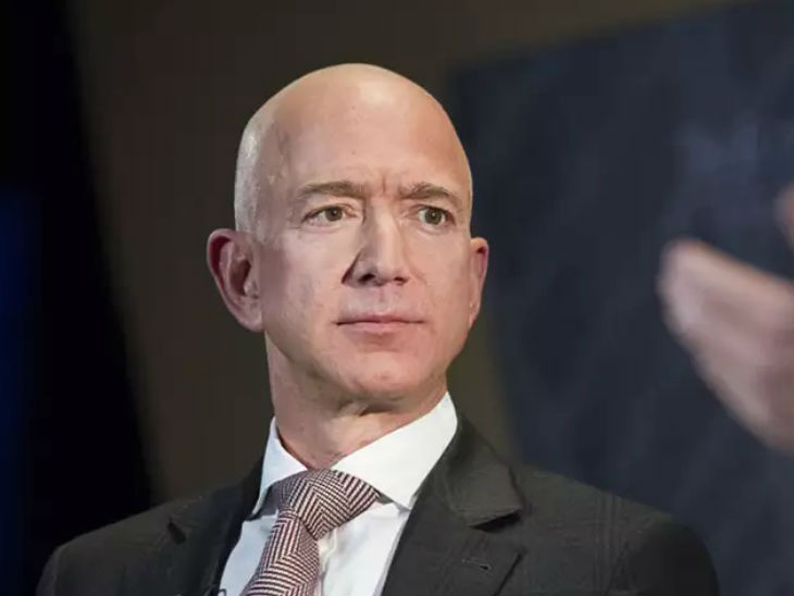 amazon-founder-jeff-bezos1578994363_1781968418.jpg