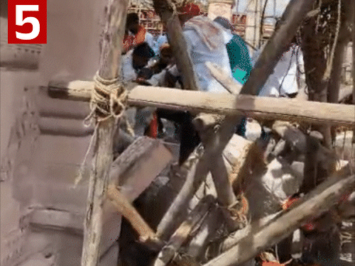 मंदिर में मौजूद लोगों ने बताया कि मलबे में करीब 40 लोग दब गए थे। उन्हें निकालने के लिए पत्थर और लोहे-बांस का स्ट्रक्चर हटाना शुरू किया।