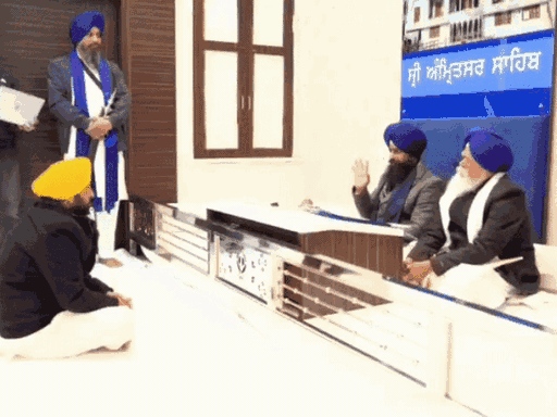 whatsappvideo2026-06-20at124741pm-ezgifcom-resize1_1781948309.gif